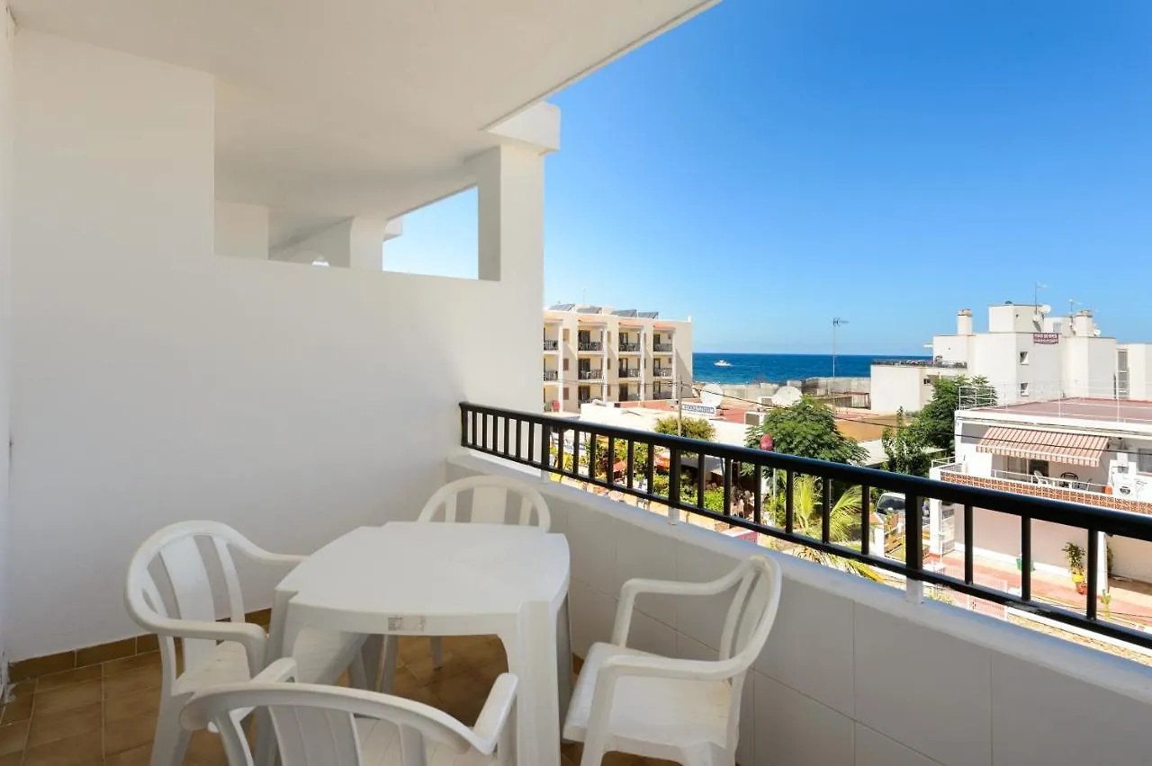 Appart hôtel Apartamentos San Antonio Beach