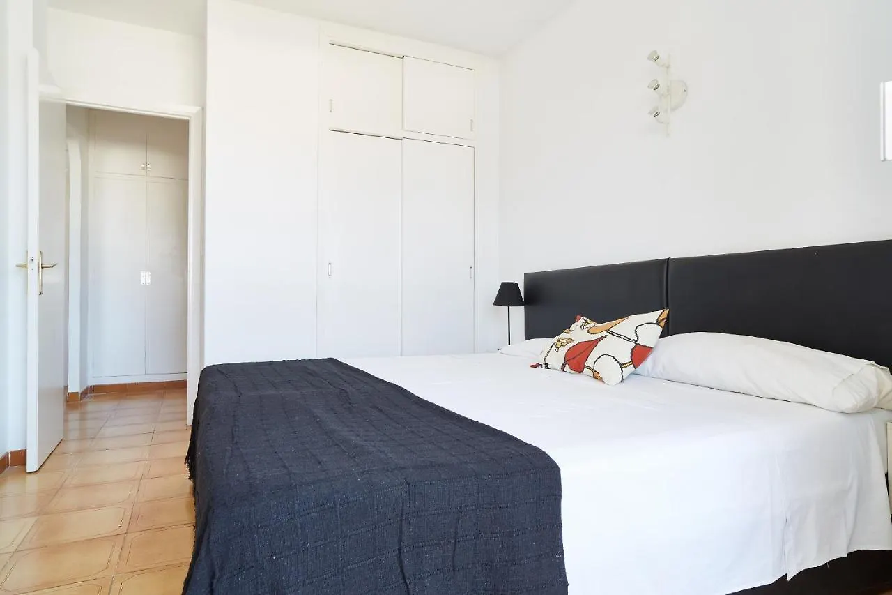 Aparthotel Apartamentos San Antonio Beach