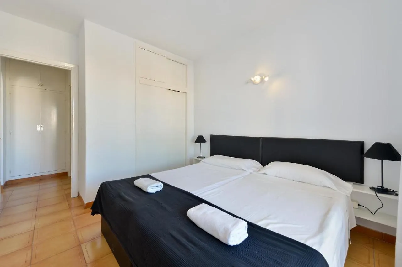 Apartamentos San Antonio Beach
