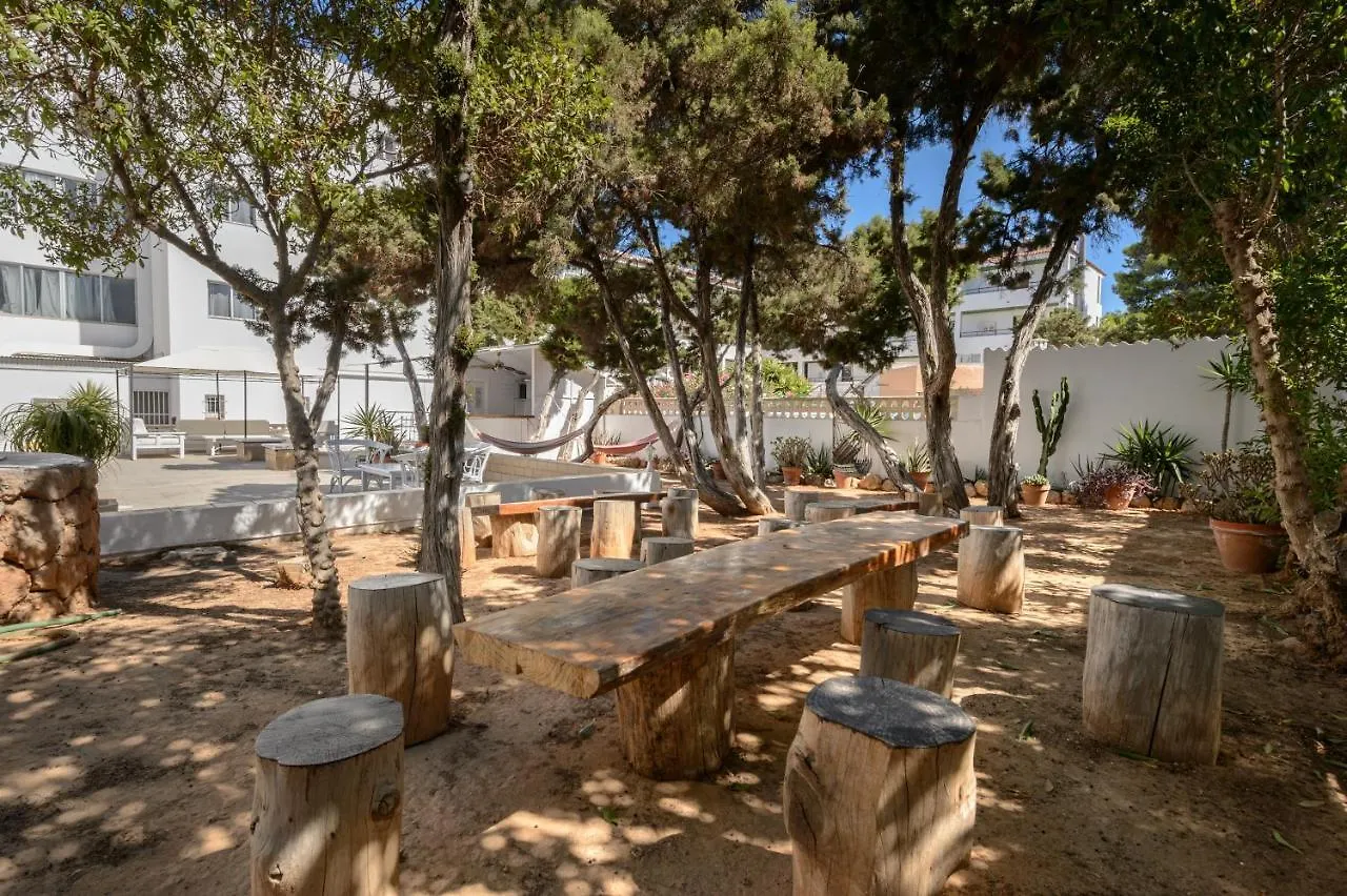 Ξενοδοχείο με διαμερίσματα Apartamentos San Antonio Beach