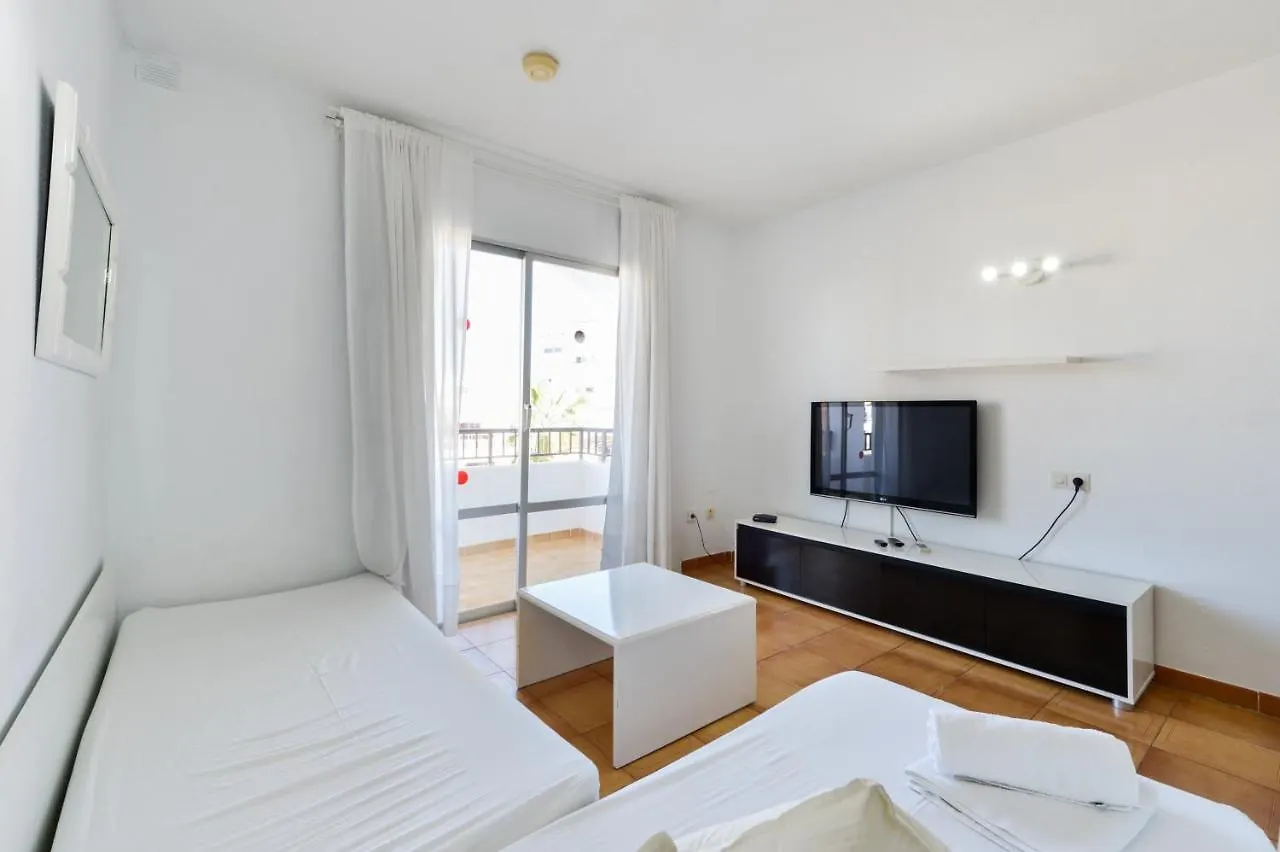 Apartamentos San Antonio Beach